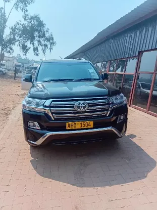 Picture of Toyota Land Cruiser 2017