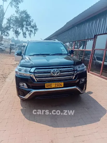 Picture of Toyota Land Cruiser 2017