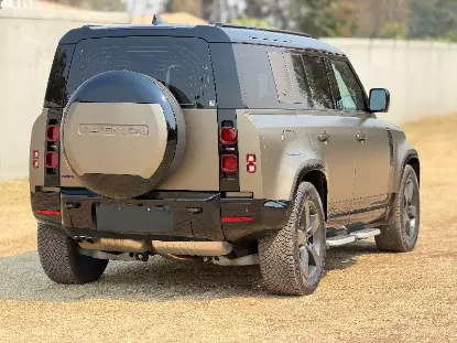 Picture of Land Rover Defender 2024