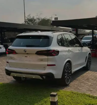 Picture of BMW X5 2024