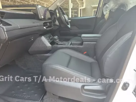 Picture of Toyota Hilux 2026