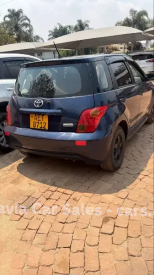 Picture of Toyota IST 2008