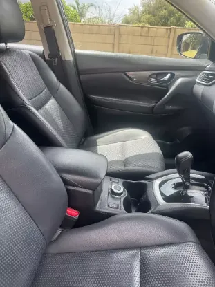 Picture of Mid SUV Auto Nissan Xtrail