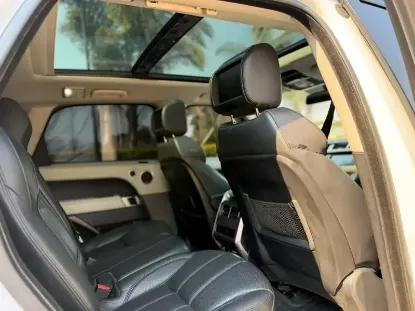 Picture of Range rover Sport 2015