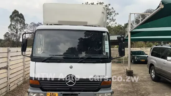 Picture of Mercedes Benz Atego 2003