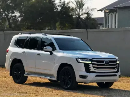 Picture of Toyota Land Cruiser 2023