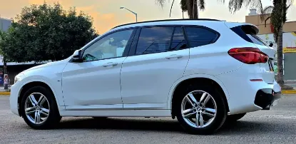 Picture of BMW X1 2017