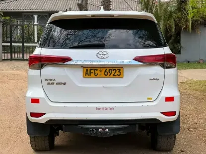 Picture of Toyota Fortuner 2017