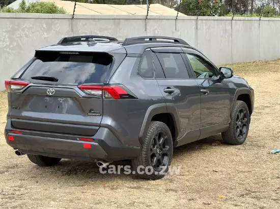 Picture of Toyota Rav4 2021
