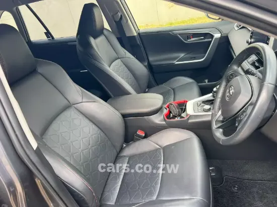 Picture of Toyota Rav4 2021