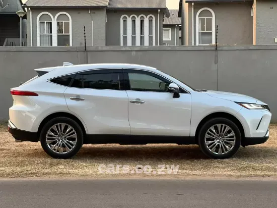 Picture of Toyota Harrier 2023