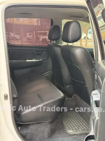 Picture of Toyota Legend 2015