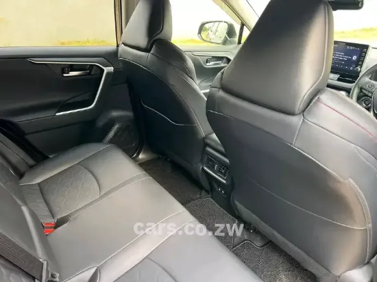 Picture of Toyota Rav4 2021