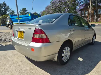 Picture of Toyota Corolla 2001