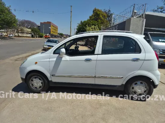 Picture of Chevrolet Spark 2013