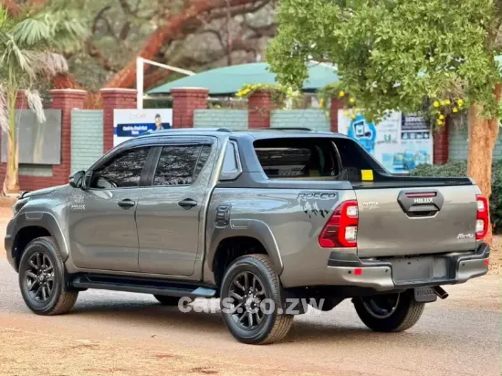 Picture of Toyota Hilux 2022