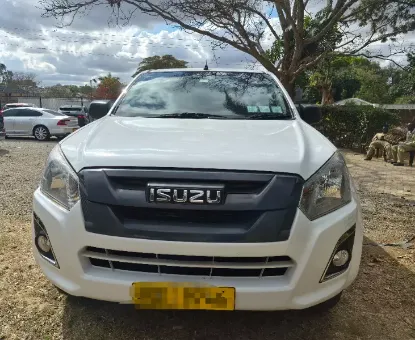 Picture of Isuzu KB250 2023