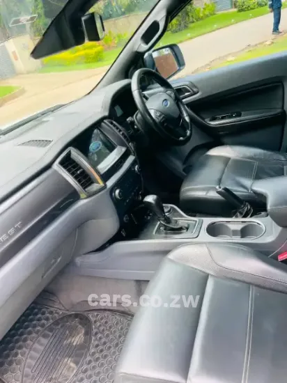 Picture of Ford Everest 2018
