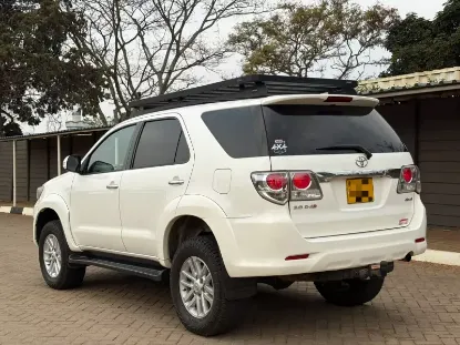 Picture of Toyota Fortuner 2014