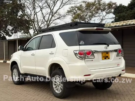 Picture of Toyota Fortuner 2014