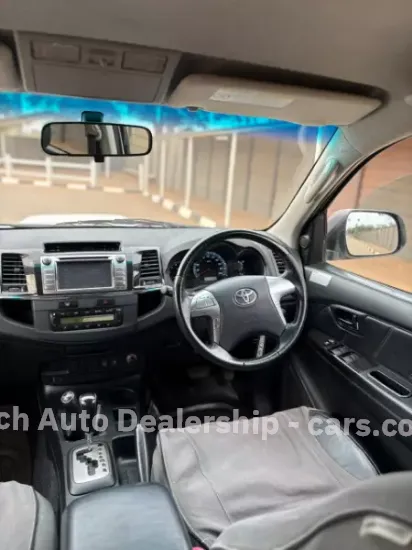 Picture of Toyota Fortuner 2014