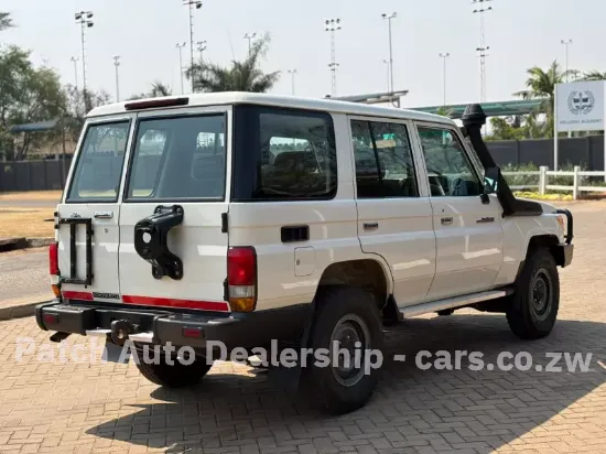 Picture of Toyota Land Cruiser 2020