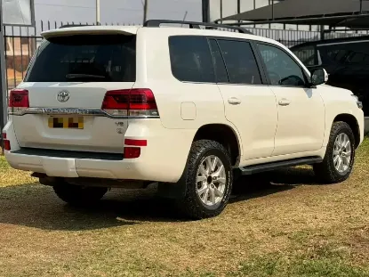 Picture of Toyota Land Cruiser 2018