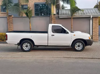 Picture of Nissan NP300 2019