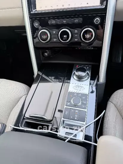 Picture of Land Rover Discovery 2020