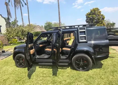 Picture of Land Rover Defender 2025