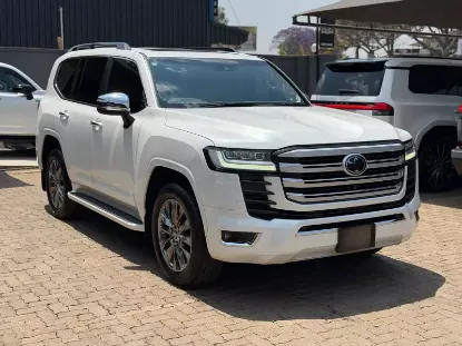 Picture of Toyota Land Cruiser 2023