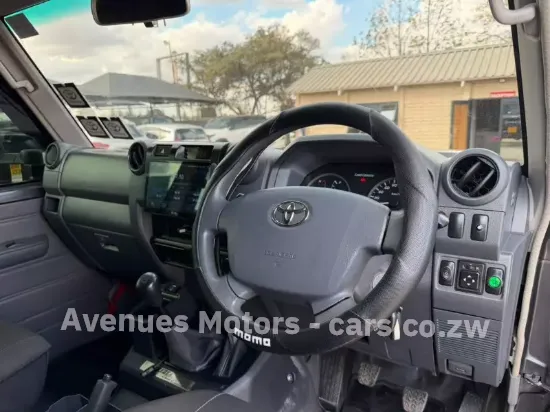 Picture of Toyota Land Cruiser 2020