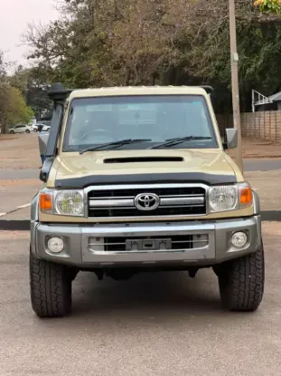 Picture of Toyota Land Cruiser 2017