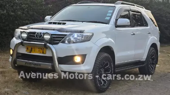 Picture of Toyota Fortuner 2014