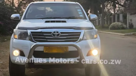 Picture of Toyota Fortuner 2014
