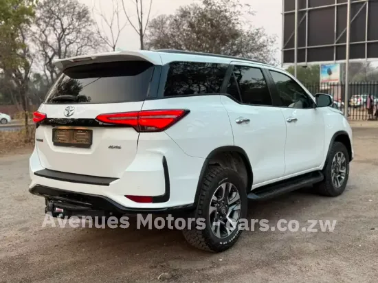 Picture of Toyota Fortuner 2023