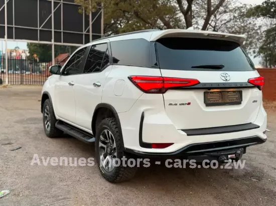Picture of Toyota Fortuner 2023