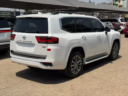Picture of Toyota Land Cruiser 2023