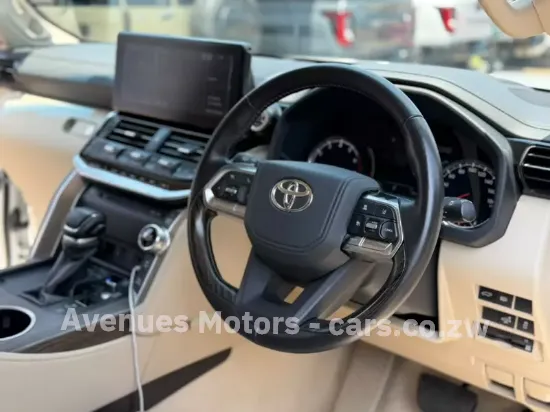 Picture of Toyota Land Cruiser 2023