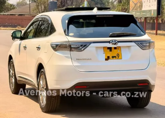 Picture of Toyota Harrier 2017