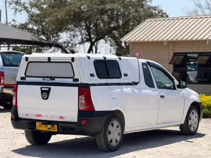 Picture of Nissan NP200 2018