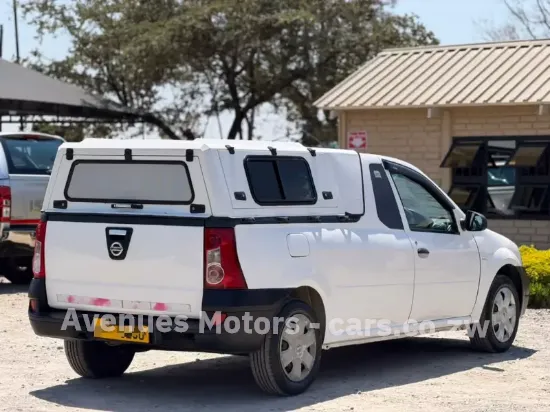 Picture of Nissan NP200 2018