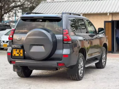 Picture of Toyota Prado 2018