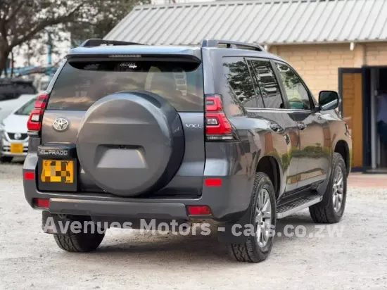 Picture of Toyota Prado 2018