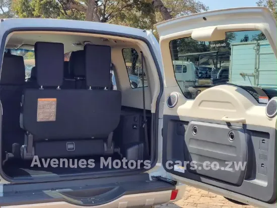 Picture of Mitsubishi Pajero 2016