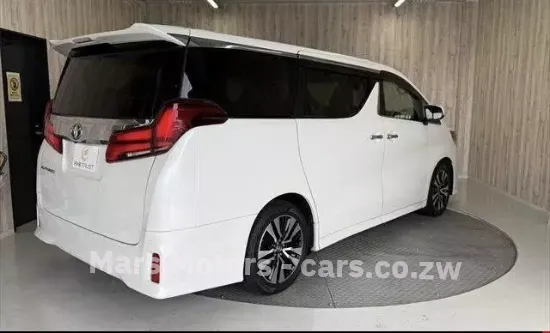 Picture of Toyota Alphard 2022