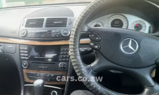 Picture of Mercedes Benz E-Class 2008