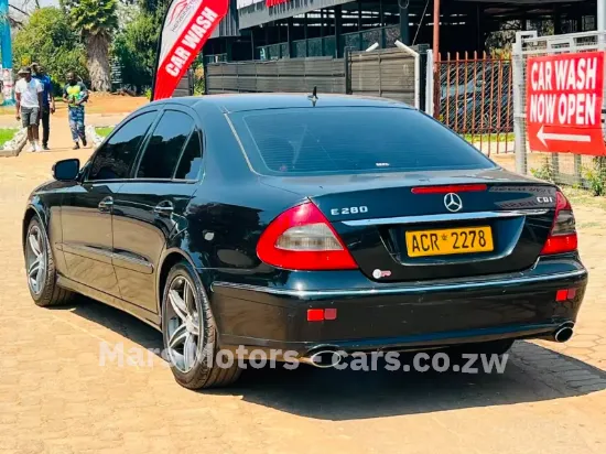 Picture of Mercedes Benz E-Class 2009