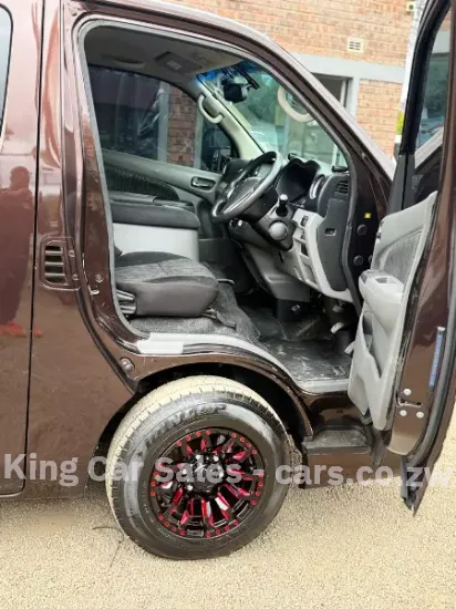 Picture of Nissan NV350 other 2018