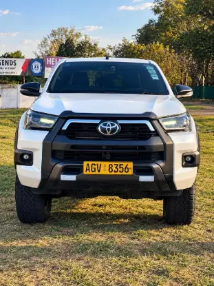 Picture of Toyota Hilux 2021